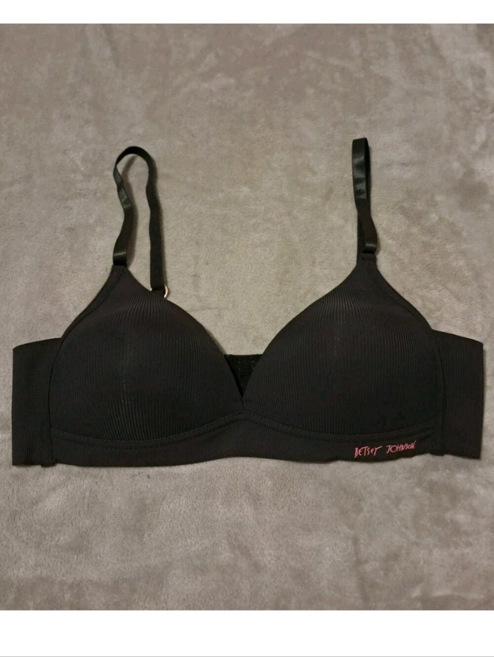 Betsey Johnson Black Everyday Bra Adjustable Strap Sz. 38B